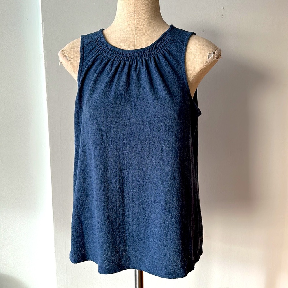 Blue Banana Republic textured tank